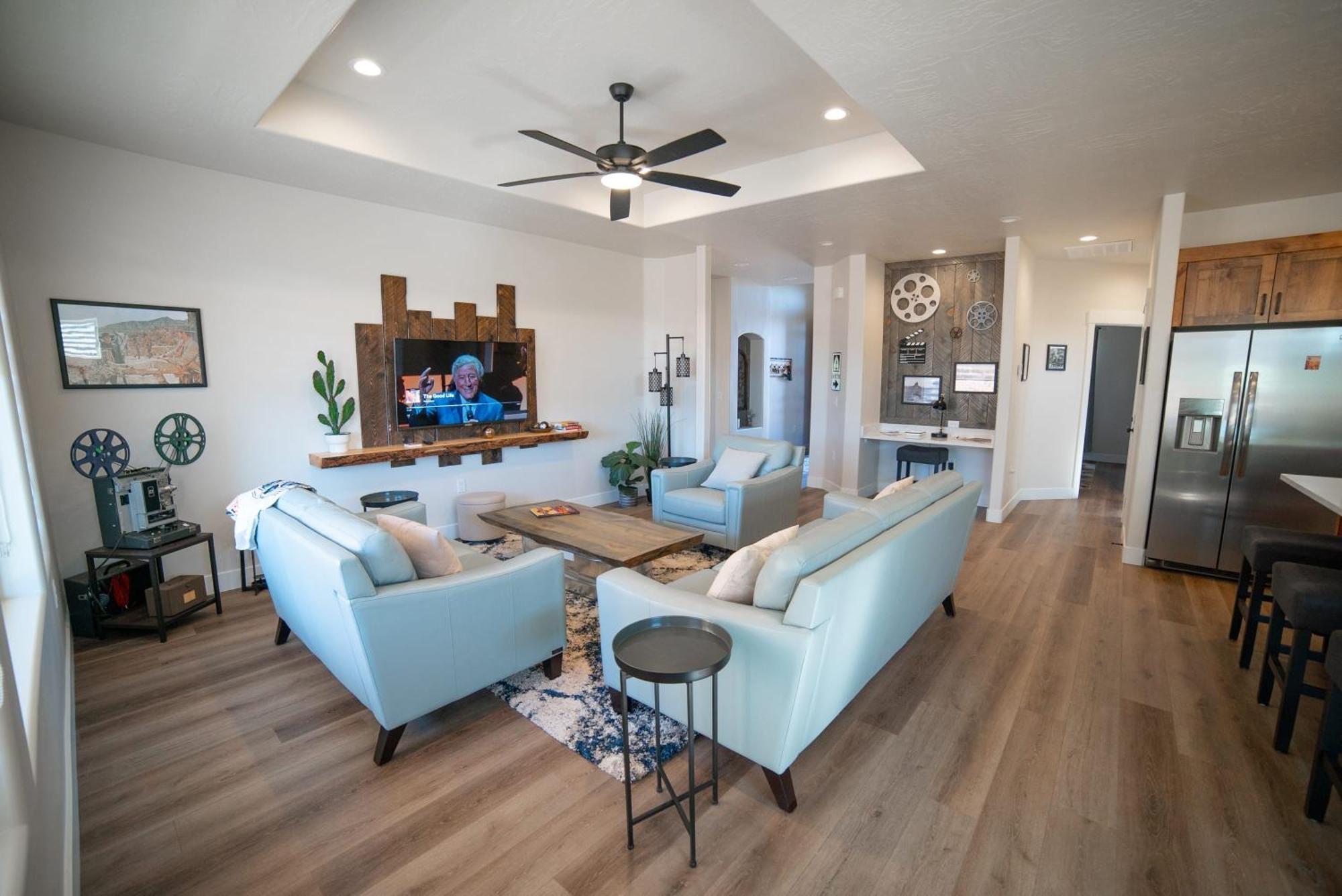 Hollywood Hangout - New West Properties Kanab Exterior foto